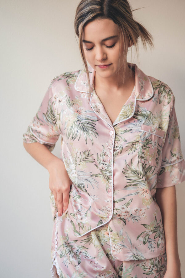 Bloom  4  Rosa ( Short + camisa)